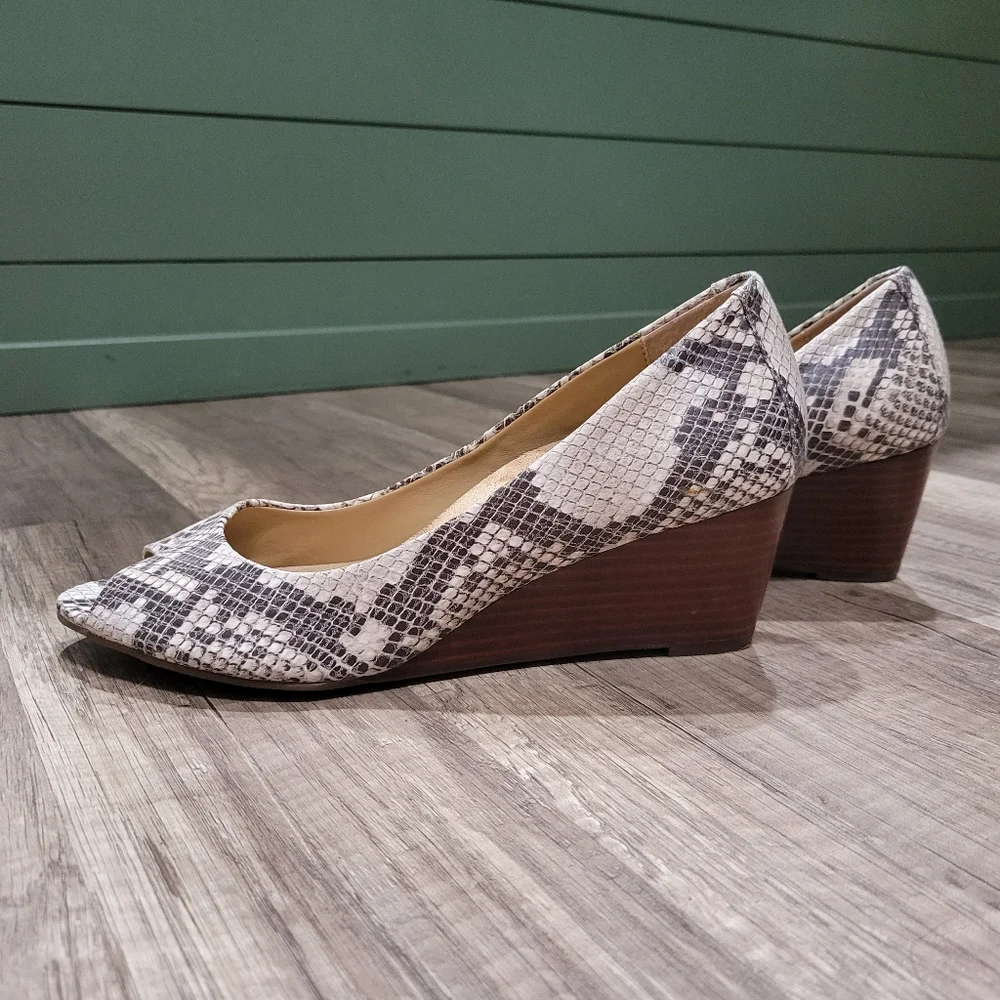 Vionic Snake-Print Peep Toe Wedge in Black and Cream